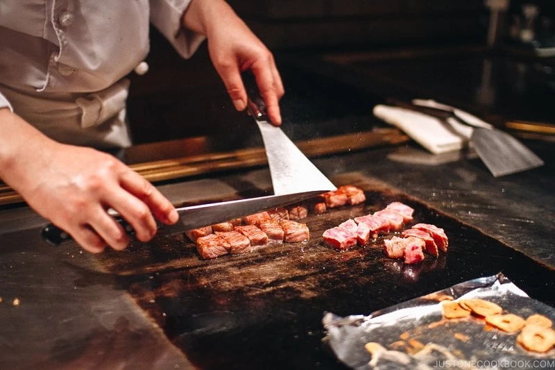 Can you grill Teriyaki on a Teppanyaki grill? Can you grill Teriyaki on a Teppanyaki grill?