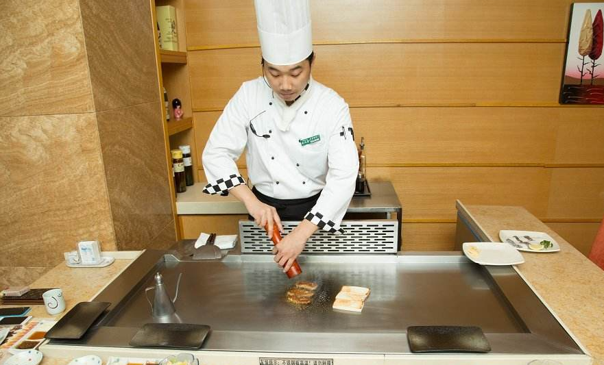 Teppanyaki Table Equipment | Teppanyaki Restaurant | Teppanyaki Chef Teppanyaki Table Equipment | Teppanyaki Restaurant | Teppanyaki Chef