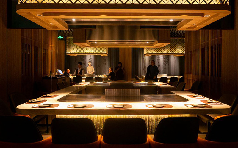 Large Teppanyaki Table | What is the difference between teppanyaki and yaki? Large Teppanyaki Table | What is the difference between teppanyaki and yaki?