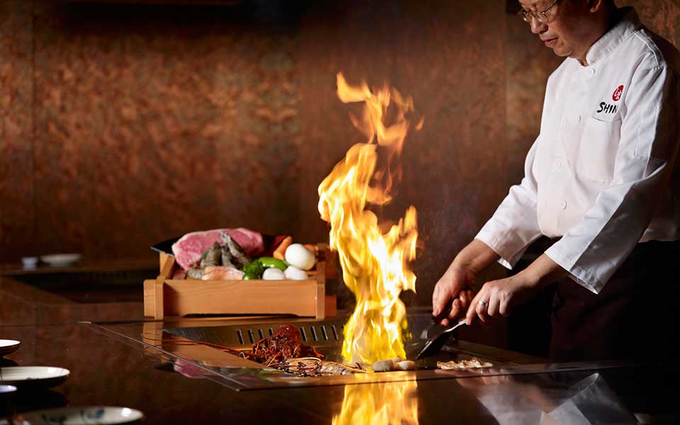 Teppanyaki Table | How To Cook Japanese Teppanyaki? Teppanyaki Table | How To Cook Japanese Teppanyaki?