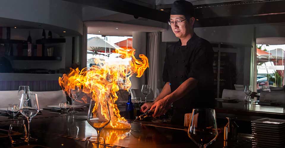What is a Teppanyaki Table Chef? What is a Teppanyaki Table Chef?