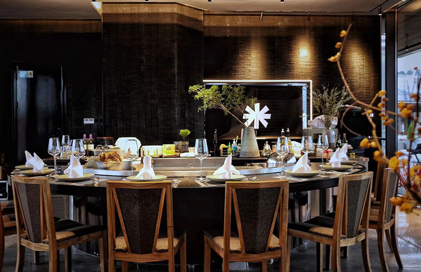 What is the difference between Teppanyaki and Gourmet or Raclette? What is the difference between Teppanyaki and Gourmet or Raclette?